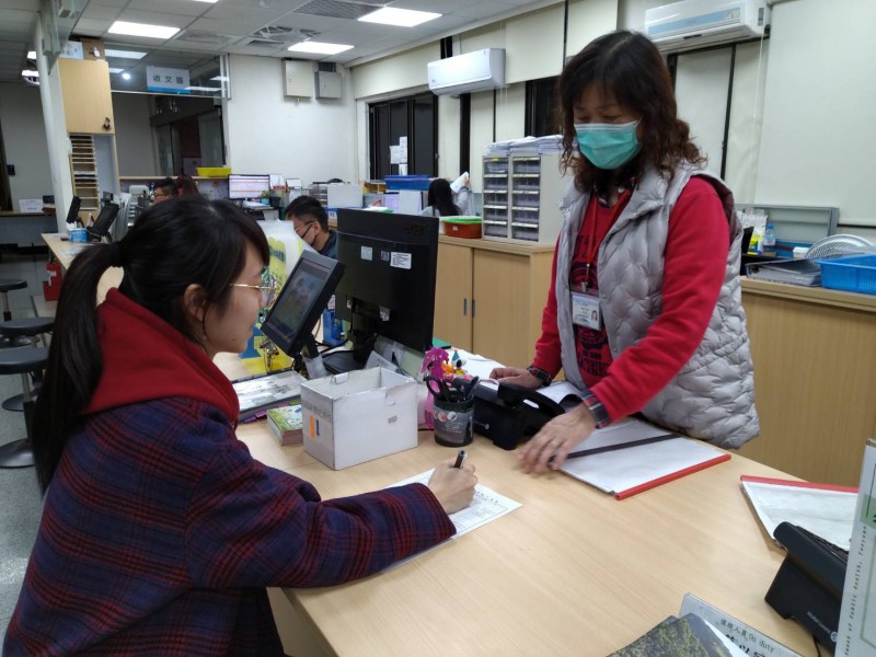 防疫優先桃護理人員換照延半年