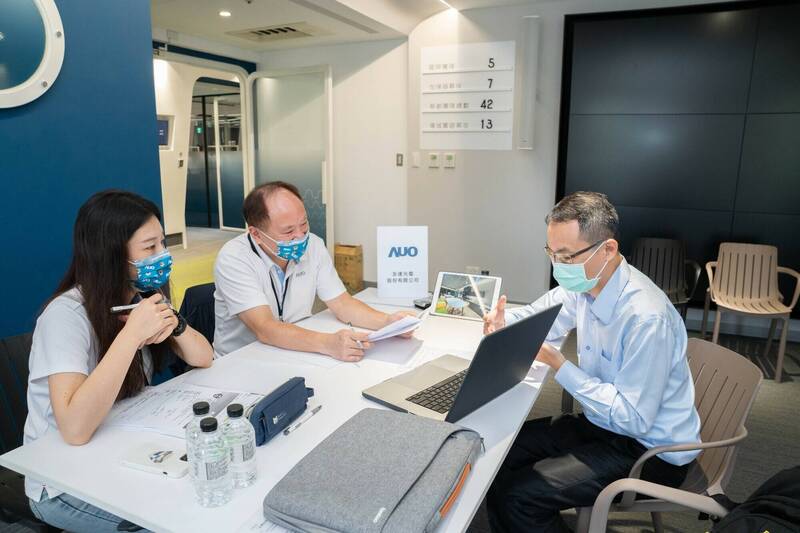 2023亞灣5GAIoT人才媒合會,訂於3月25日在亞灣新創園面試。圖為去年人才媒合會照片。(高市經