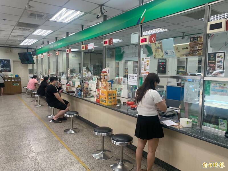 中華郵政公司今年將公開甄選職階人員正取1021名、備取451名。(資料照)