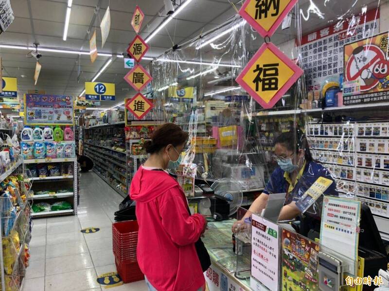 網友讚嘆,小北百貨店員的記憶力無法被AI取代。示意圖,非新聞當事人。(資料照)