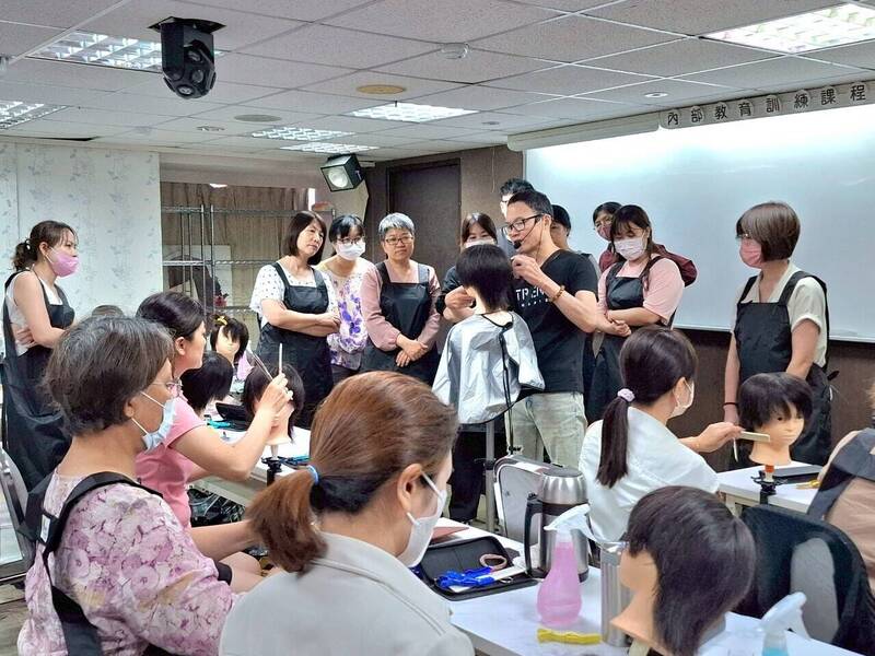 桃市府就業職訓服務處持續辦理多元職業訓練課程(就業職訓服務處提供)